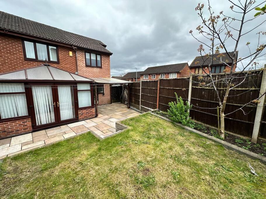 Sage House - City Centre Hanley, Alton Towers Stoke-on-Trent Eksteriør billede